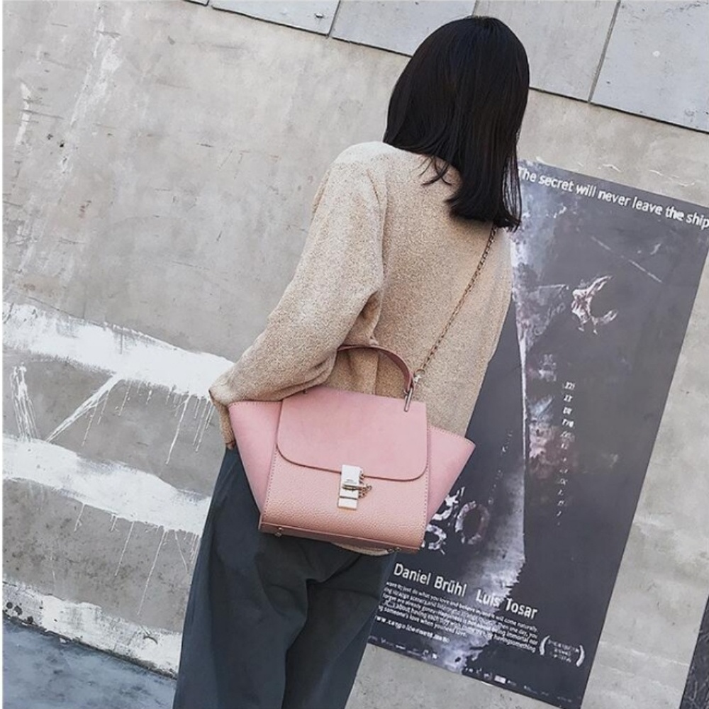 NEW REIMS Leather Shoulder Crossbody Wrist Purse - Picture 4 of 7